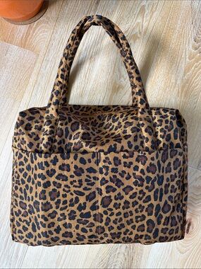 NWT BAGGU Cloud Carry-On 2 Pocket in Leopard Colorway